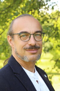 Prof. Dr. András Dinnyés